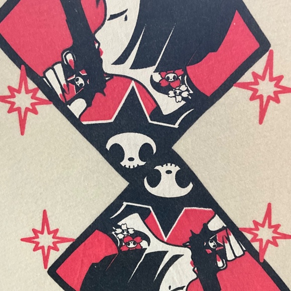 RaRe TokiDoki thin♦️Queen of Diamonds VIXEN kissing💋Gun Beige M - Picture 3 of 12